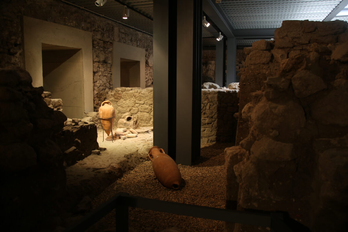 Cripta Arqueológica e Muralhas do Castelo de Alcácer do Sal