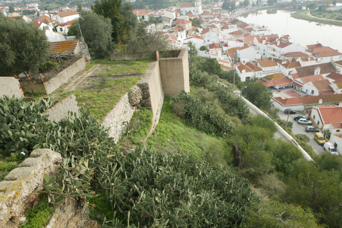 Cripta Arqueológica e Muralhas do Castelo de Alcácer do Sal